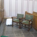 Luthesre kerk trouwstoelen